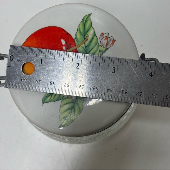 Vintage Cove clear 1/2 L bale wire canning jar with painted ceramic lid - Picture 9 of 9